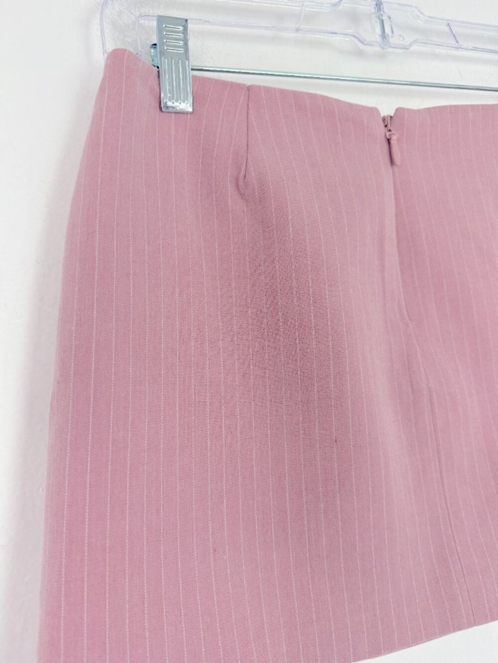 By.Dyln Zayne Mini Skirt Stripes High Slit Revolve Pink Pinstripe Size XS EUC - Picture 7 of 10